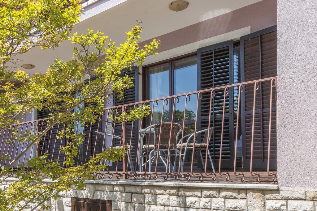 Apartments Oskar Banjole Exterior foto